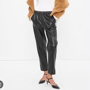 Gap Vegan Leather Cropped Pants Black NWT
